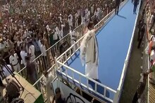 প্রার্থী তালিকায় বিরাট চমক! ৪২ প্রার্থীকে নিয়ে ব্রিগেডের র‍্যাম্পে হাঁটলেন মমতা