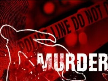 স্ত্রীকে মারধর করে খুন! গোপনাঙ্গে বেলন ঢুকিয়ে অত্যাচারের অভিযোগ স্বামীর বিরুদ্ধে