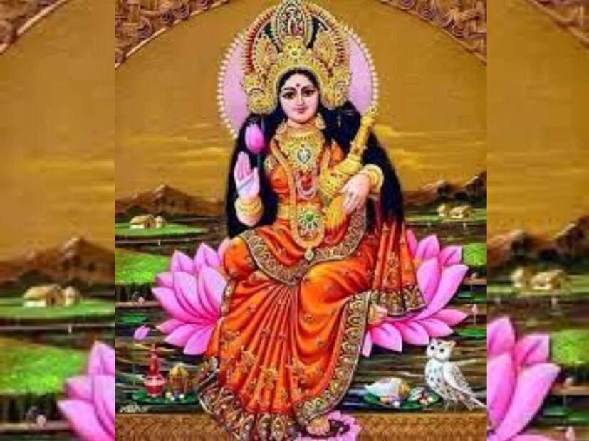 বাস্তুশাস্ত্র অনুসারে মানিব্যাগে লক্ষ্মীর ছবি রাখা শুভ বলে মনে করা হয়। এতে দেবী লক্ষ্মীর আশীর্বাদ অটুট থাকে এবং মানিব্যাগ কখনও খালি হয় না।