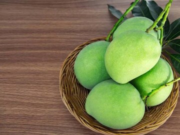 গরম পড়লেই কাঁচা আম! শরীরে এর কত বড়  প্রভাব! ডাল, আচার, শরবত বানানোর আগে জানুন