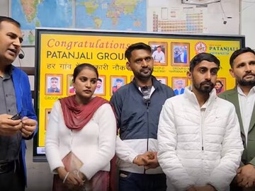 ৩০ দিনে গোটা পরিবারের সরকারি চাকরি! অভাবী সংসারে হঠাৎ আনন্দ, একই ঘরে ৫ জনেরই কাজ