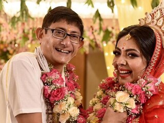 সফল নবজীবনে গড়তে বদ্ধপরিকর নবদম্পতি