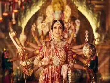 Nita Ambani performs on Vishwambhari Stuti at Anant Ambani's pre-wedding ceremony.