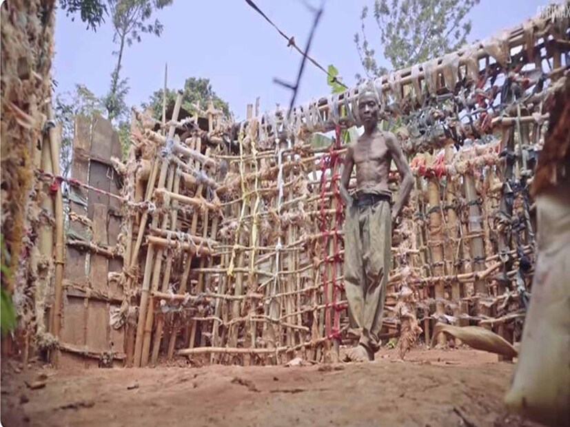 প্রতিবেশীরা জানান, যখনই তিনি তাঁর বাড়ির আশেপাশে কোনও মহিলা আছেন এমন অনুভব করেন, তখনই তিনি বাড়ির ভিতরে চলে যান এবং নিজেকে তালাবদ্ধ করে রাখেন। চিকিৎসকরা জানান, কলিটক্সে গাইনোফোবিয়া নামক একটি মানসিক অবস্থাতে ভুগছেন, যেখানে মহিলাদের প্রতি ভয় তৈরি হয় একজন পুরুষের মনে। 