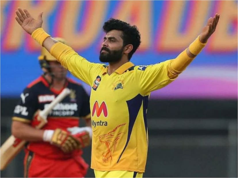 জাদেজা এদিন ৪৫ বলে ৭৭ রান (৮টি চার, ২টি ছক্কা) করেন। সিএসকে এই ম্যাচটি হারে। তবে শেষ বল পর্যন্ত এদিনের ম্যাচ রোমাঞ্চকর ছিল। ম্যাচ চলাকালীন আম্পায়ারদের সিদ্ধান্তের সমালোচনা করেছেন ক্রিকেট ভক্তরা। তাছাড়া, ম্যাচের ধরণ নিয়েও অনেক সন্দেহ প্রকাশ করা হচ্ছে।