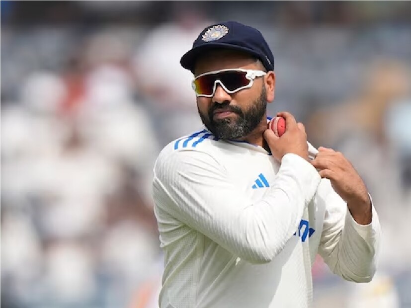 ধরমশালা: ধরমশালায় ইংল্যান্ডের বিরুদ্ধে খেলেন দুর্দান্ত সেঞ্চুরি করেন ভারতীয় দলের অধিনায়ক রোহিত শর্মা। প্রথম ইনিংসে দলকে বড় স্কোরে নিয়ে যাওয়ার ক্ষেত্রে গুরুত্বপূর্ণ ভূমিকা  তাঁর ইনিংসের৷   তৃতীয় দিনে বড় খবর সামনে আসে। ভারতের প্রথম ইনিংস ৪৭৭ রানে শেষ হয়ে যায়৷  ইংল্যান্ডের বিরুদ্ধে ২৫৯ রানের লিড ছিল টিম ইন্ডিয়ার মতো। দ্বিতীয় ইনিংসে ইংল্যান্ড যখন ব্যাট করতে নামে, তখন মাঠে ছিলেন না ভারতীয় অধিনায়ক রোহিত শর্মা।