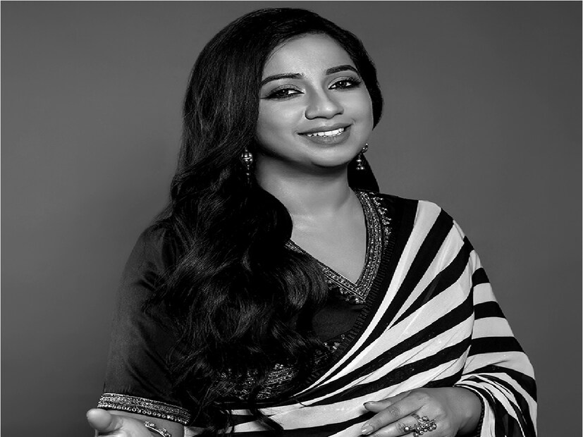 পারিবারিক দিক থেকে যেমন দারুণ সুখী শ্রেয়া ঠিক তেমনিই তাঁর কাজের জায়গাতেও অসম্ভব দাপুটে শ্রেয়া৷ তাঁর মোট সম্পত্তির পরিমাণ ২৪০ কোটি টাকা৷
