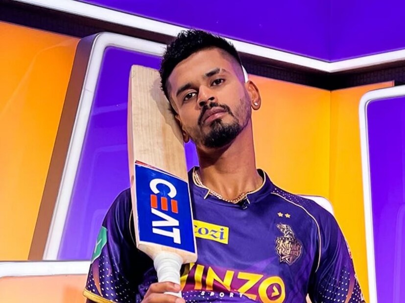 এছাড়াও শ্রেয়স বলেন,&quot;আমি আত্মবিশ্বাসী। এই মুহুর্তে আমি যদি নিজের দিকে তাকাই, আমি অনুভব করছি যে, সম্ভাব্য সেরা ফর্মে রয়েছি। আমি নিয়মিত অনুশীলন করছি। উন্নতি করছি। প্রতিযোগিতা শুরুর আগে নানা বিতর্ক রয়েছে। নিজেকে ব্যাটার এবং অধিনায়ক হিসেবে প্রমাণ করাটাই আমার লক্ষ্য।&quot;