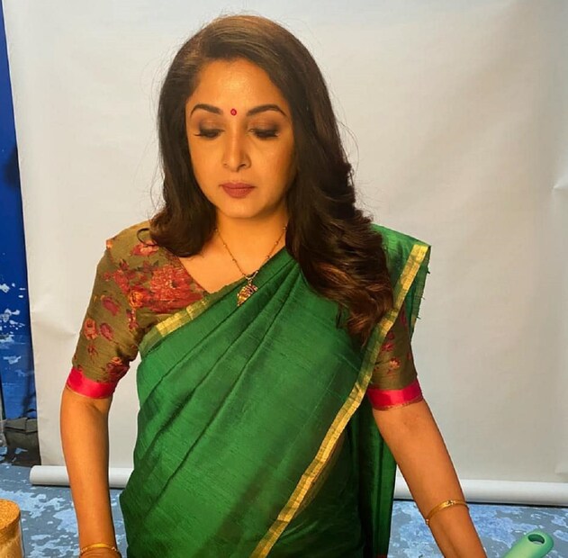 পরে ২০০৩-এ পরিচালক কৃষ্ণা বামসির সঙ্গে ঘর পাতেন রাম্যা কৃষ্ণন৷ 