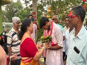 প্রচারে সৃজন ভট্টাচার্য