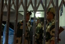 ২৮ ঘণ্টা পার! মন্ত্রী অরূপ বিশ্বাসের ভাইয়ের বাড়িতে IT রেইড! জোরদার তল্লাশি জারি!