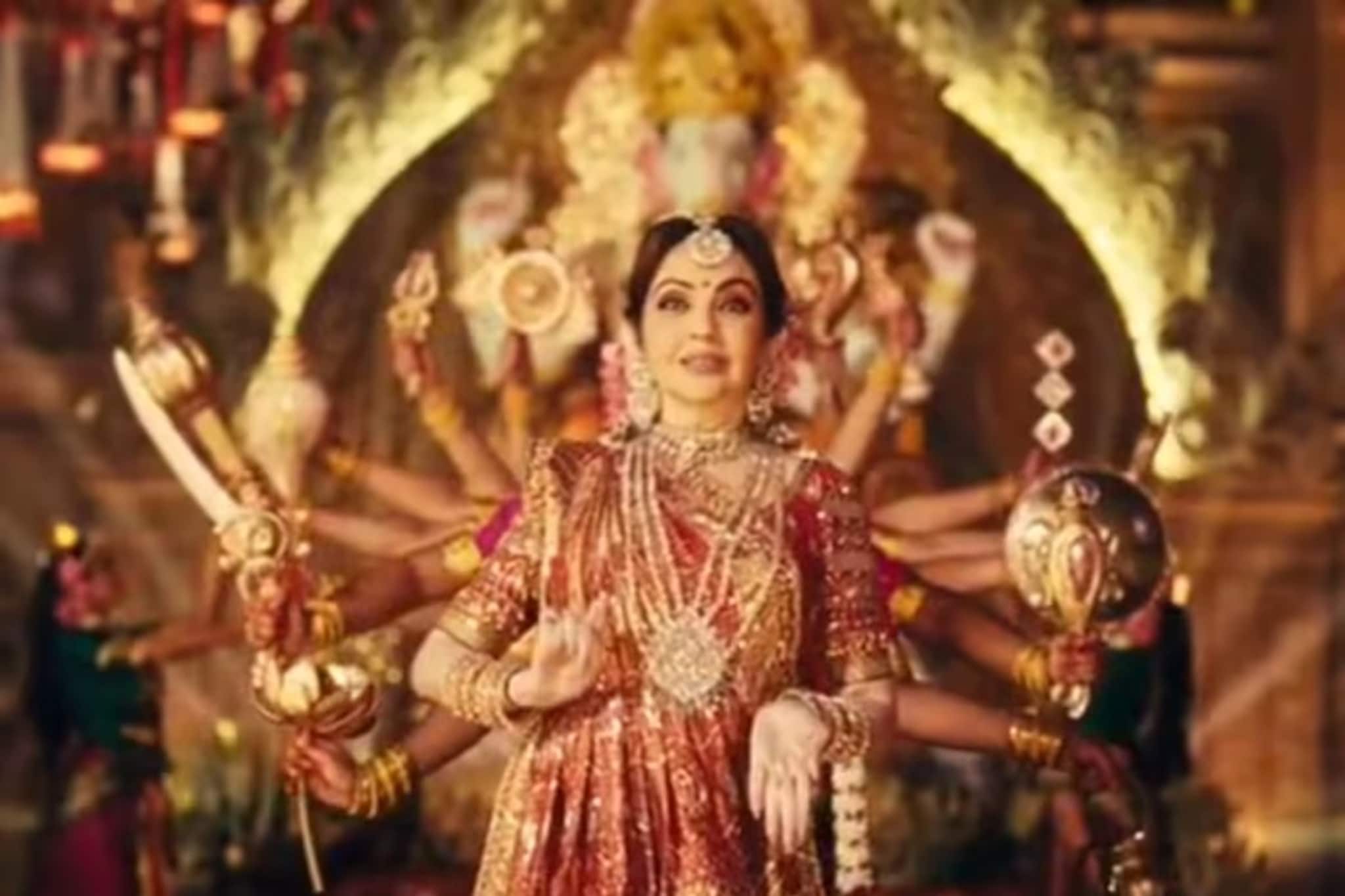 আম্বানি আর মার্চেন্ট পরিবারের মিষ্টি সম্পর্কের গভীর বন্ধন প্রতিফলন!