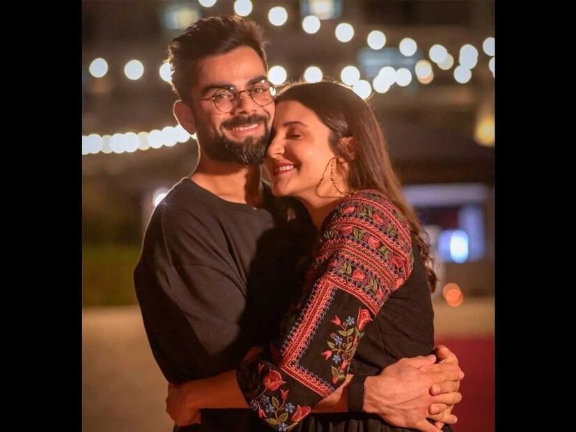 অনুষ্কা এদিন জানান, 'ভামিকা ভীষণ আইসক্রিম ভালবাসে। মানে ভীষণ ভালবাসে। ওটা নিয়ে ও অবসেসড পুরো!’