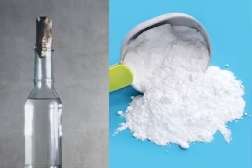 সাদা ভিনিগার ও ময়দা মিশিয়ে নিন। তৈরি করুন মসৃণ পেস্ট। তার পর সেই প্রলেপ দিন বাসনের গায়ে। ১৫-২০ মিনিট রেখে উষ্ণ জলে ভাল করে ধুয়ে ফেলুন। শুকনো করে মুছে নিন কিচেন ন্যাপকিন দিয়ে। 