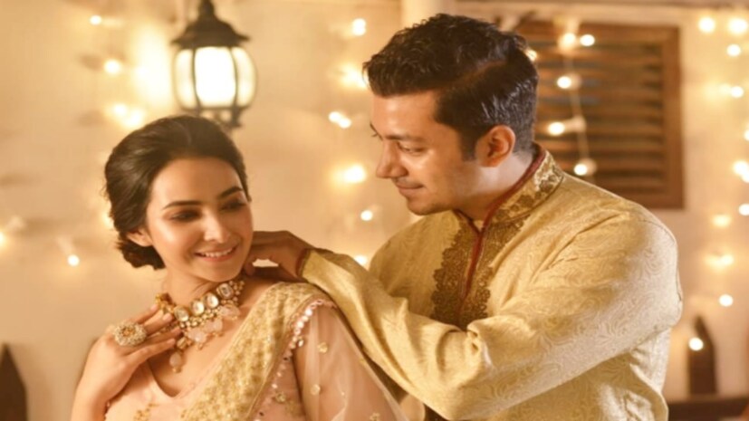 রোহন ও সৃজলার সম্পর্ক ছিল দীর্ঘ ৫ বছরের৷ লিভ ইনের সম্পর্ক ছিল তাঁদের৷ প্রথম থেকেই নিজেদের সম্পর্ক নিয়ে কোনও রাখঢাক করেননি দু’জনে৷