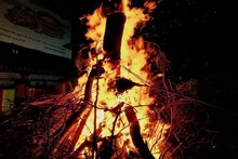টাকার সাগরে ভাসবেন! জীবনে দুঃখ থাকবেন না! ন্যাড়াপোড়ার দিন মানুন শুধু এই ২ নিয়ম