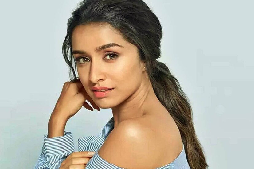 গত মাসে ইনস্টাগ্রামে একটি পোস্ট শেয়ার করেছিলেন অনন্যা। তারপর থেকেই আদিত্যর সঙ্গে তাঁর বিচ্ছেদ নিয়ে জল্পনা শুরু হয়। 