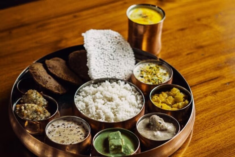 ডায়াবেটিসে ব্রাউন রাইস ডায়েটে রাখুন৷ রোজ খেতে অসুবিধে হলে হোয়াইট রাইস ও ব্রাউন রাইস মিলিয়ে মিশিয়ে রাখুন ডায়েটে৷ 