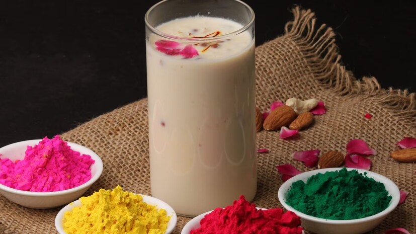 ভাং খাওয়ার পর বাইরের হাবিজাবি মশলাদার খাবার থেকে দূরে থাকুন। এগুলি খেলে সমস্যা বাড়বে বই কমবে না। বাড়ির খাবার খান।