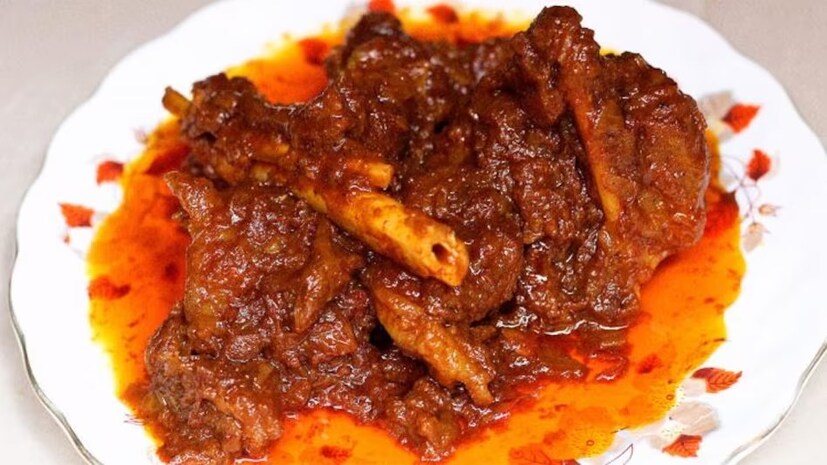 এটি মশলাদার, ভাজা বা অতিরিক্ত মশলাদার খাবারের কারণে হতে পারে। তাই এই সব রোগের হাত থেকে মুক্তি পেতেও লাল মাংস ভক্ষণ কমানো জরুরি।