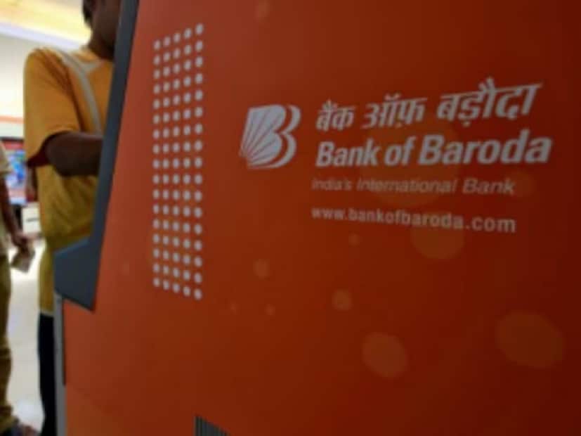 ব্যাঙ্ক অফ বরোদার ম্যানেজিং ডিরেক্টর এবং সিইও দেবদত্ত চন্দ জানিয়েছেন যে,&quot;ব্যাঙ্ক তার কার্যক্রমে স্থায়িত্ব এম্বেড করার ক্ষেত্রে দারুণ পদক্ষেপ নিয়েছে, যার মধ্যে রয়েছে ঝুঁকি ব্যবস্থাপনা, শাসন, সামাজিক দায়বদ্ধতা এবং পরিবেশগত প্রভাবের প্রতি আমাদের দৃষ্টিভঙ্গি।&quot;
