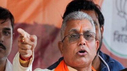 দলের রোষের মুখে দিলীপ ঘোষ৷ দলের রোষের মুখে দিলীপ ঘোষ৷