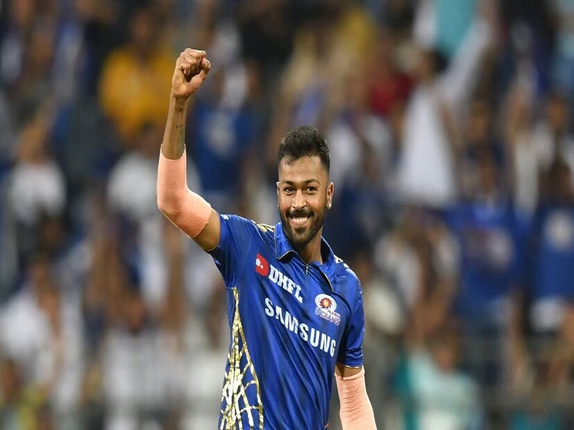 ইরফান খান বলেন, “চেজ করার সময় টিম ডেভিডকে ব্যাটিং অর্ডারে প্রমোট করা হল। তা-ও যখন রশিদ খানের এক ওভার বাকি রয়েছে। দীর্ঘদিন ক্রিকেটের বাইরে থাকার পর হার্দিক সম্ভবত রশিদ খানকে ফেস করতে চায়নি। এমনটা হতেই পারে। একজন ভারতীয় ব্যাটার ড্রেসিংরুমে রয়েছে। তা সত্ত্বেও রশিদকে ফেস করার জন্য একজন বিদেশিকে পাঠানো হল- এই বিষয়ে আমি মোটেই সম্মত হব না।” এমনই অভিযোগ ইরফানের। টিম ডেভিড শেষ পর্যন্ত ১০ বলে ১১ করে আউট হয়ে যান। 