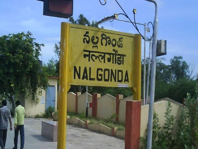 যখন জাতীয় সংগীত বাজানো হয়, তখন শহরবাসীর জন্য এটি একটি রোমাঞ্চকর মুহূর্ত। সাধারণত আমরা প্রজাতন্ত্র দিবস বা স্বাধীনতা দিবসে তেরঙ্গাকে অভিবাদন দেওয়ার সময় আমরা জাতীয় সংগীত গাই।