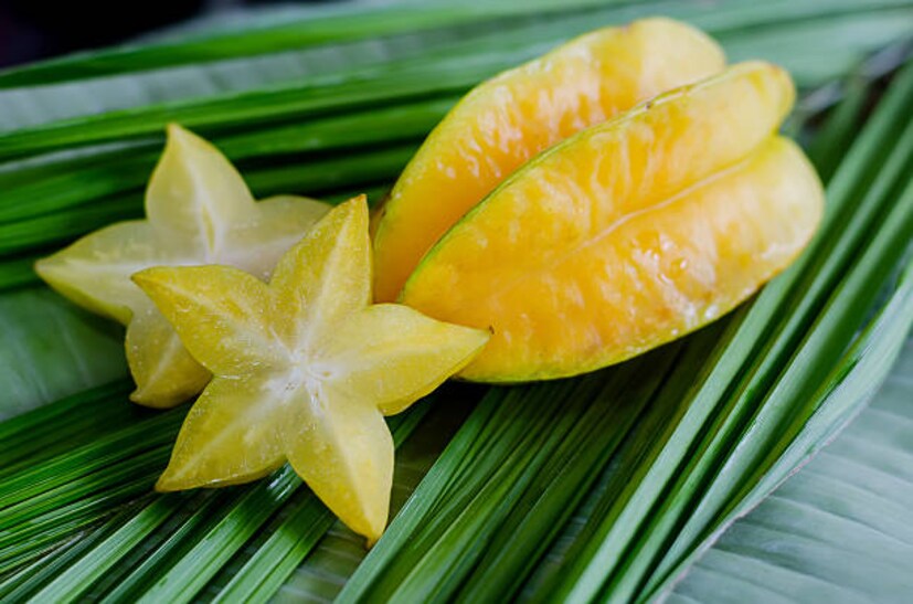 এটি একটি সুস্বাদু এবং পুষ্টিকর ফল, যা তার আশ্চর্যজনক আকৃতি এবং স্বাস্থ্যকর বৈশিষ্ট্যের জন্য পরিচিত। এই ফলটি খেলে শরীর অনেক গুরুত্বপূর্ণ উপকার পেতে পারে। অনেক রোগের হাত থেকে রক্ষা করতে এই ফল বেশ কার্যকরী প্রমাণিত হতে পারে।