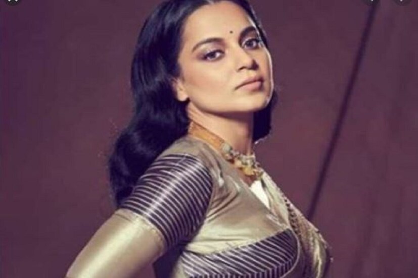 জানা যাচ্ছে, সেই মহিলার নাম কুলবিন্দর কউর। তিনি চণ্ডীগড় বিমানবন্দরে কর্মরত ছিলেন।