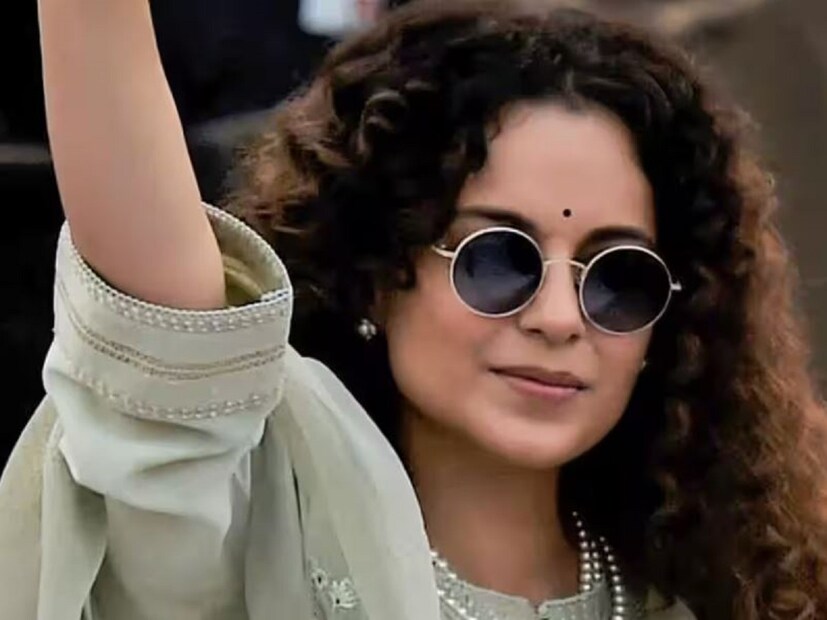 ভয়ঙ্কর ঘটনা ঘটল কঙ্গনা রানাউতের সঙ্গে। সিআইএসফ-এর এক মহিলা জওয়ান তাঁকে ঠাটিয়ে থাপ্পড় মারলেন।