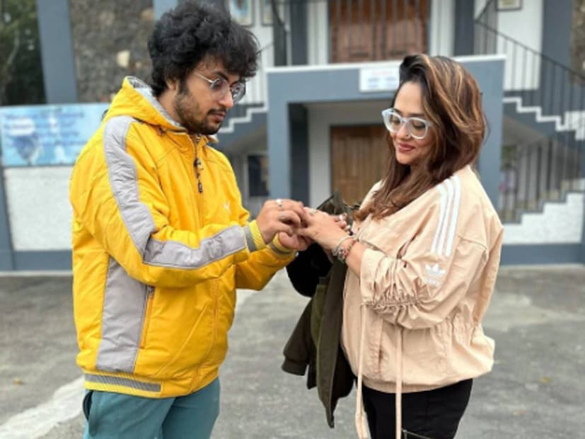 Rupanjana Mitra Second Marriage: গত বছরে পাহাড়ে ঘুরতে গিয়ে ছেলের উপস্থিতিতে বাগদান সেরেছিলেন রূপাঞ্জনা এবং রাতুল। আংটিবদল করেছিলেন প্রকৃতিকে সাক্ষী রেখে।