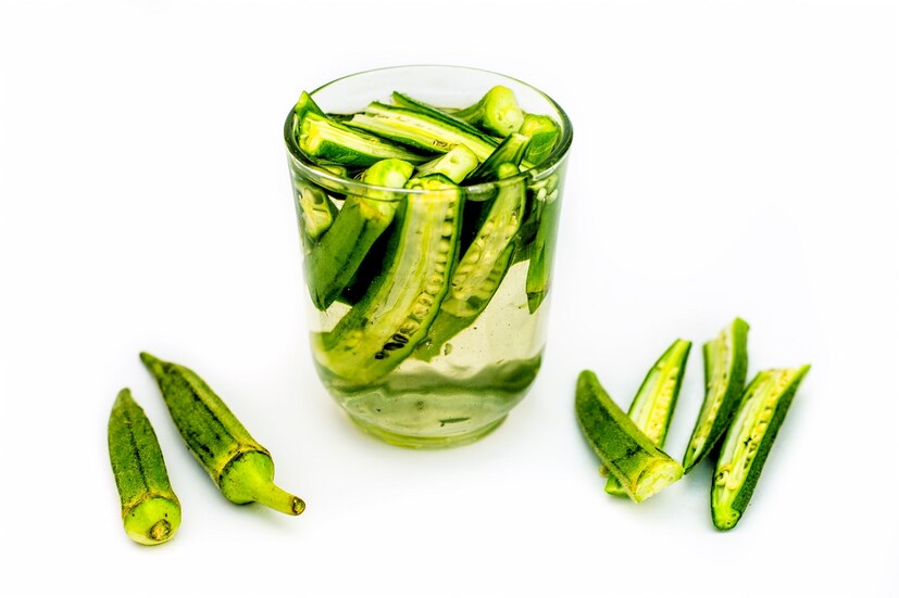 Okra Water: ফাইবারে সমৃদ্ধ একটি সবজি। রক্তে শর্করা নিয়ন্ত্রণ করতে সাহায্য করে। খাবার থেকে কার্বোহাইড্রেট শোষণ করে নেয় এই পানীয়।