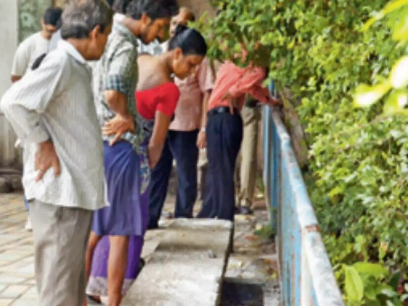 প্রসঙ্গত, ২০১৬ সালের ফেব্রুয়ারি মাসে আবারও পাথরে মুখ থেঁতলে খুন করার ঘটনার কথা শোনা গিয়েছিল। তবে এবার মুম্বই বা কলকাতা নয়। গুয়াহাটি। তারপর সেও অন্তর্হিত হয়। ঠিক যেমন মুম্বই বা কলকাতায় হয়েছিল।  