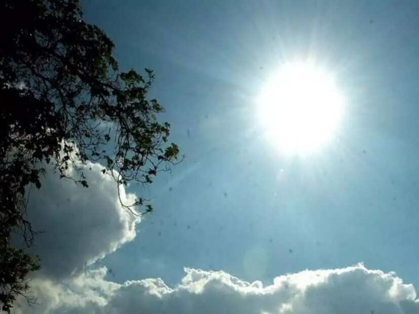 ডুয়ার্স : পরিষ্কার  আকাশ।  গত ২৪ ঘন্টায় সর্বোচ্চ তাপমাত্রা ছিল ৩৬° সেলসিয়াস। সর্বনিম্ন তাপমাত্রা ২০ ডিগ্রি সেলসিয়াস।