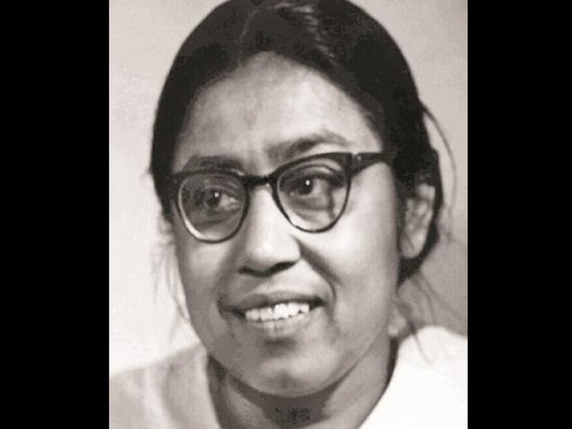 ১৯৬৩ সালের অক্টোবরে তিনি উত্তর প্রদেশের মুখ্যমন্ত্রী হন। ভারতের কোনও রাজ্যের প্রথম মুখ্যমন্ত্রী হওয়ার গৌরব অর্জন করেন। তাঁর সময়কালে বেতন বৃদ্ধির দাবিতে রাজ্য সরকারি কর্মীদের ৬২ দিনের ধর্মঘটের মোকাবিলা করাটা ছিল উল্লেখযোগ্য ঘটনা।

