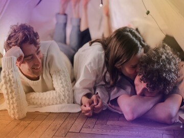 সঙ্গীর অনুমতি নিয়েই তৃতীয় ব্যক্তির সঙ্গে যৌন সম্পর্ক করা যাবে! ভালও বাসা যাবে!