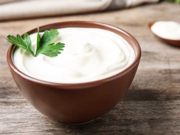 মারাত্মক কিন্তু...! দইয়ের সঙ্গে ভুল করেও খাবেন না এই খাবার... বিপত্তির একশেষ মারাত্মক কিন্তু...! দইয়ের সঙ্গে ভুল করেও খাবেন না এই খাবার... বিপত্তির একশেষ