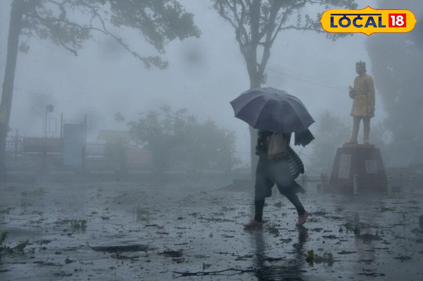 *উপরের দিকের পাঁচ জেলায় বৃষ্টিপাত চলবে। নীচের দিকের তিন জেলায় গরম এবং অস্বস্তি বাড়বে। তবে উত্তরের নিচের দিকের জেলাগুলিতে তাপপ্রবাহের মতো পরিস্থিতি তৈরি হতে পারে।