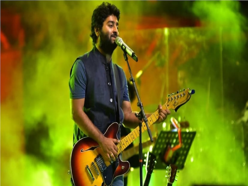 *অরিজিৎ সিং শুধু বলিউড নয়, ভারতের শীর্ষ গায়কের মর্যাদা পেয়েছেন ইতিমধ্যেই। ৯টি ভাষায় ৬৫৫টি গান গেয়ে তিনি ভারতের জনপ্রিয় গায়কের শিরোপা কুড়িয়ে নিয়েছেন। সংগৃহীত ছবি। 