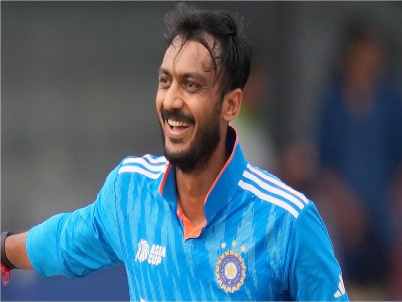 দ্বিতীয় স্পিনার কে হবেন তা নিয়ে রয়েছে প্রশ্ন। অক্ষর প্যাটেল ও রবীন্দ্র জাদেজা চলতি টি-২০ বিশ্বকাপে তিনটি করে ম্যাচ খেলেছেন। তুল্যমূল্য বিচারে এগিয়ে অক্ষরই। রবীন্দ্র জাদেজাকে এখও ছন্দে পাওয়া যায়নি। তবে জাদেজার মত অভিজ্ঞ ক্রিকেটারকে বসানো সঠিক সিদ্ধান্ত হবে কিনা, তা নিয়েও রয়েছে প্রশ্ন। তবে প্রথন একাদশে থাকার দৌড়ে এখনও অক্ষর এগিয়ে।