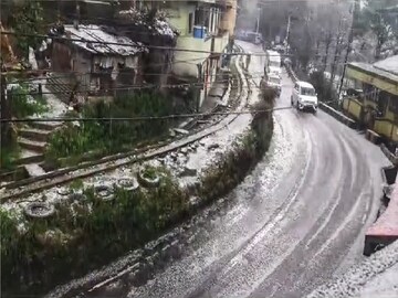 পাহাড়ে ভয়ঙ্কর দুর্যোগ! এলোপাথাড়ি বৃষ্টি-শিলাবৃষ্টি-তুষারপাতে তোলপাড়,হলুদ সতর্কতা
