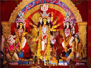বাংলার এই বছর খুবই দারুণ, তিনবার দুর্গাপুজো হবে সারা রাজ্যে, রইল নির্ঘণ্ট