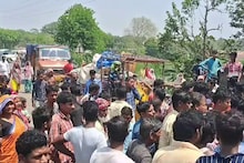 মর্মান্তিক! স্কুল যাওয়া আর হল না, লরির চাকায় পিষে মৃত্যু ছাত্রের, আহত আরও ১