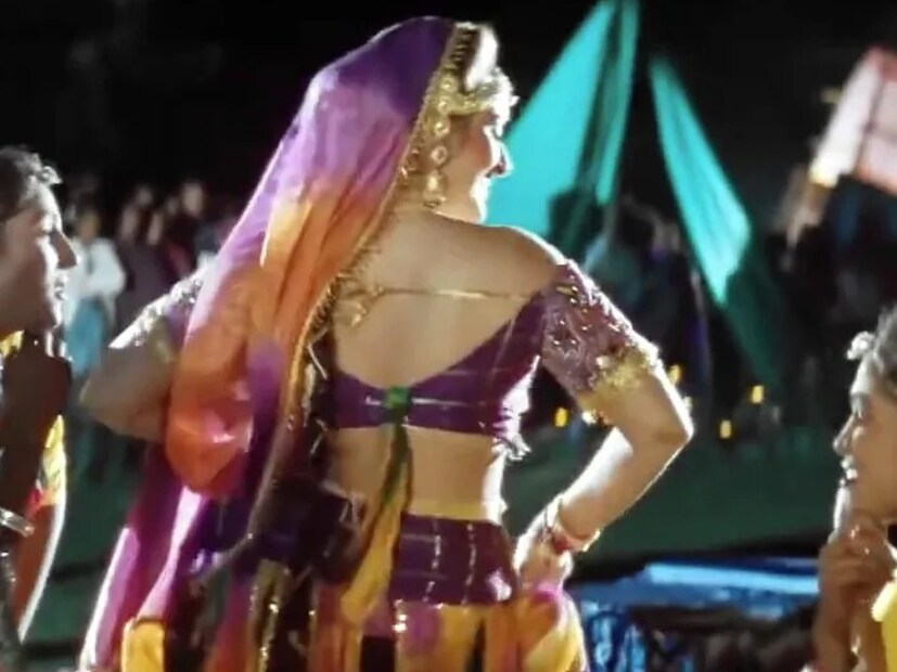 বলিউড ইন্ডাস্ট্রিতে একাধিক তারকা রয়েছেন, যাদের জীবনটা পুরো চিত্রনাট্যের মতো৷ অভিনয়ে সকলকে মুগ্ধ করলেও বাস্তব জীবনে সুখ পাননি তিনি৷ জীবনের এক চরম ভুলেই সর্বনাশ হয়েছিল এই বলিউড নায়িকার৷