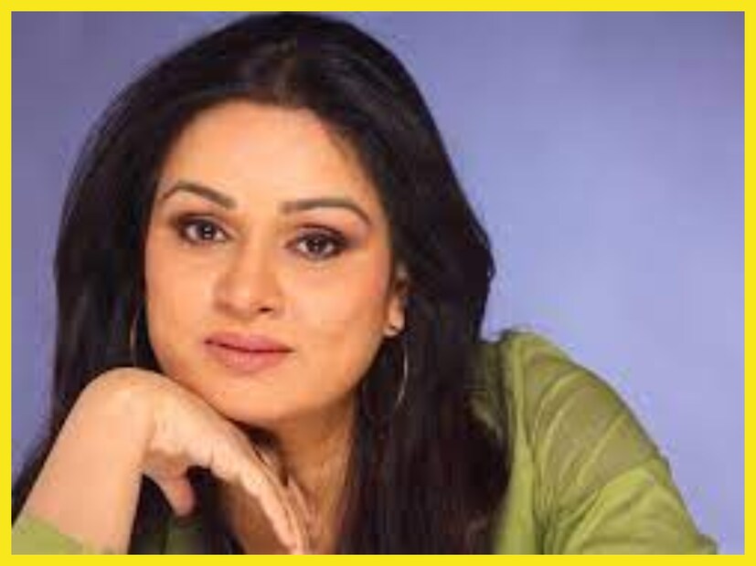 যুক্তি তর্ক নয়, মনকেই প্রাধান্য দেন ৷ এই সিদ্ধান্তে পূর্ণ সমর্থন জানিয়েছিলেন দিদি ও জামাইবাবু শক্তি কাপুর ৷ প্রদীপ শর্মার সঙ্গে যাতে পদ্মিনী কোলাপুরীর বিয়ে হয় সেক্ষেত্রে প্রচুর সাহায্য করেছিলেন ৷ ফাইল ছবি ৷