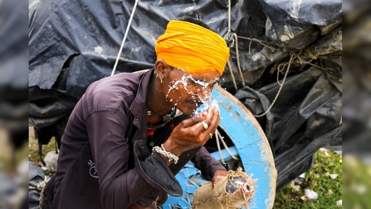 সপ্তাহশেষে দক্ষিণবঙ্গে তাপপ্রবাহের সতর্কতা… জেলায় জেলায় আতঙ্ক