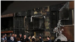 আগুনে ভষ্মীভূত ইস্তানবুলের সেই পানশালা৷ ছবি- এএফপি