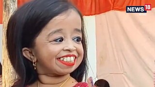 ভোট দিলেন জ্যোতি আমগে৷ ছবি- এএনআই ভোট দিলেন জ্যোতি আমগে৷ ছবি- এএনআই