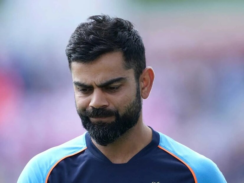 তবে কোহলির কখন চোট লাগল সেবিষয়ে রোহিত কিছুই জানাননি। আগামি ম্যাচগুলি খেলতে পারবেন কিনা সেবিষয়ে কোনও আপডেট নেই। তবে কোহলির চোট ভারতীয় দলের বড় ধাক্কা সেবিষয়ে কোনো সন্দেহ নেই।